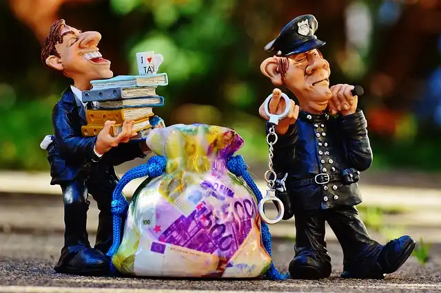 Tax Cuts & Income Inequality: A Regressive Redistribution?