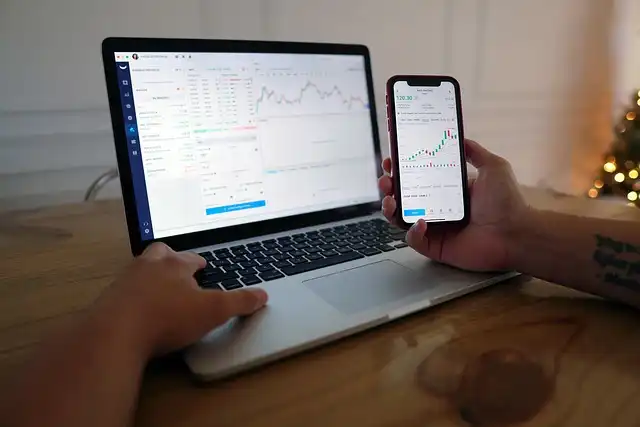 Investing in Shares: Brokerage, Fractional Shares & Robinhood