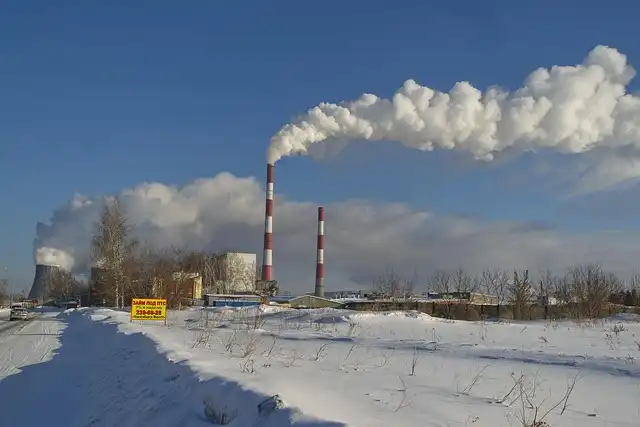 US Natural Gas Prices Surge on Cold Wave, Driving Equities Up